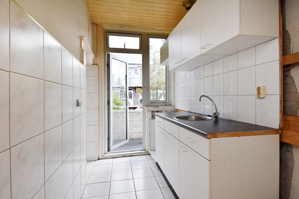 Medium property photo - Bragastraat 64, 2523 HJ Den Haag